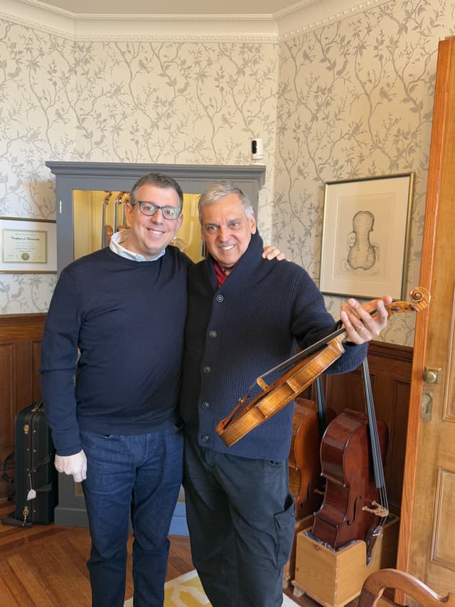 Jonathan Solars Fine Violins — 1
